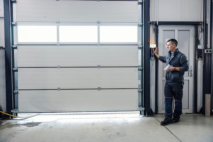 Garage Door Services in Minneola & Oviedo